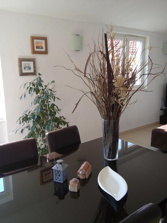 Adriatic Rose Apartment Turanj Εξωτερικό φωτογραφία